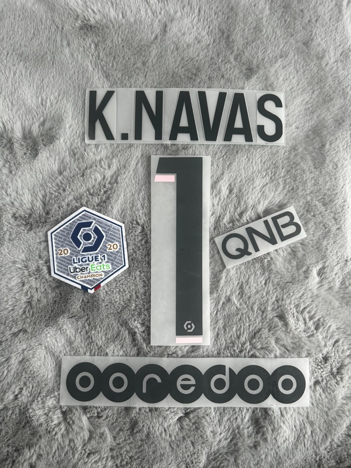 Flocage K.NAVAS 1 PSG Collector avec Patch Champion de Ligue 1 Finition Premium