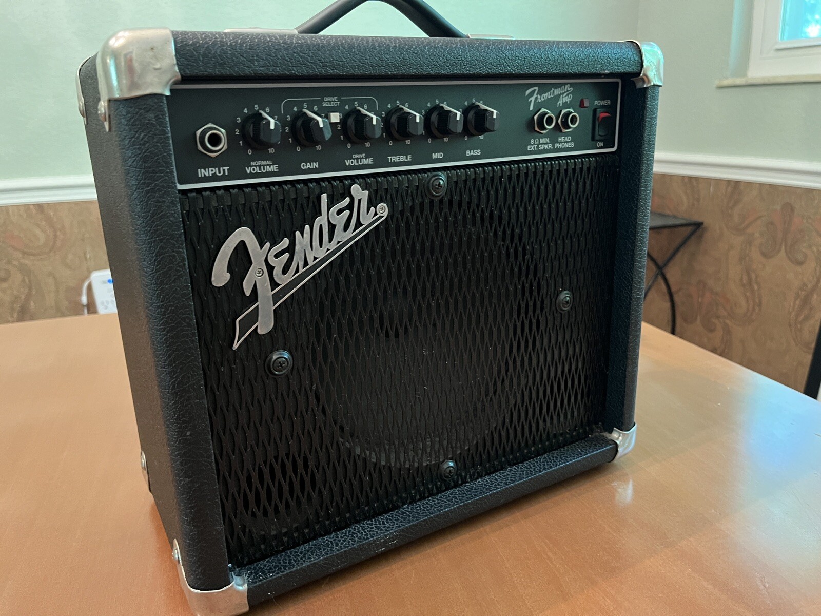 Fender Frontman Reverb Guitar Amp 38 W 120V60Hz Type PR 241. Tested