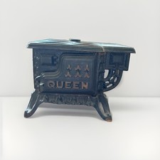 Vintage Cast Iron Miniature Stove