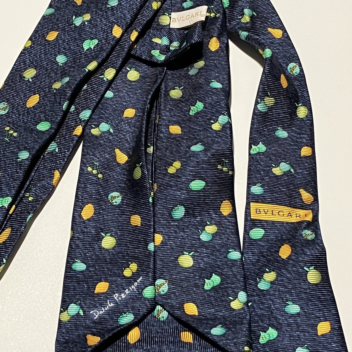 Bvlgari Davide Pizzigoni 100% Silk Blue Navy Pear Apple Fruit Tie
