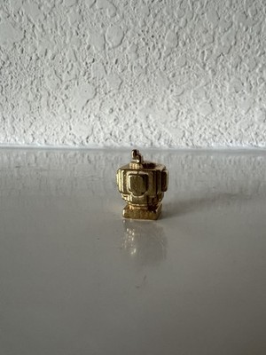 Treasure x Minecraft Golden Apple Collectible