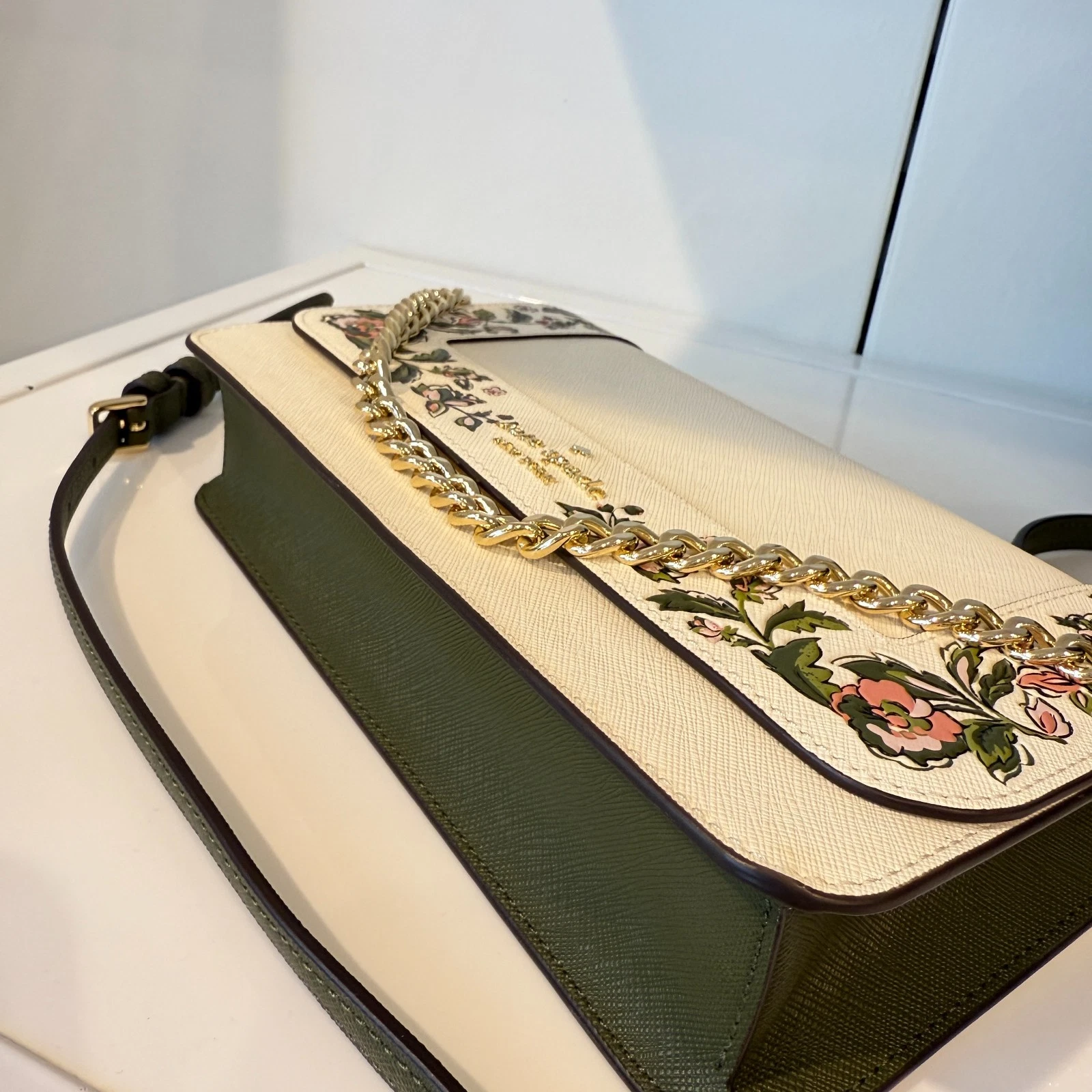 Tracolla Kate Spade Madison floreale media convertibile KL814 multi meringa