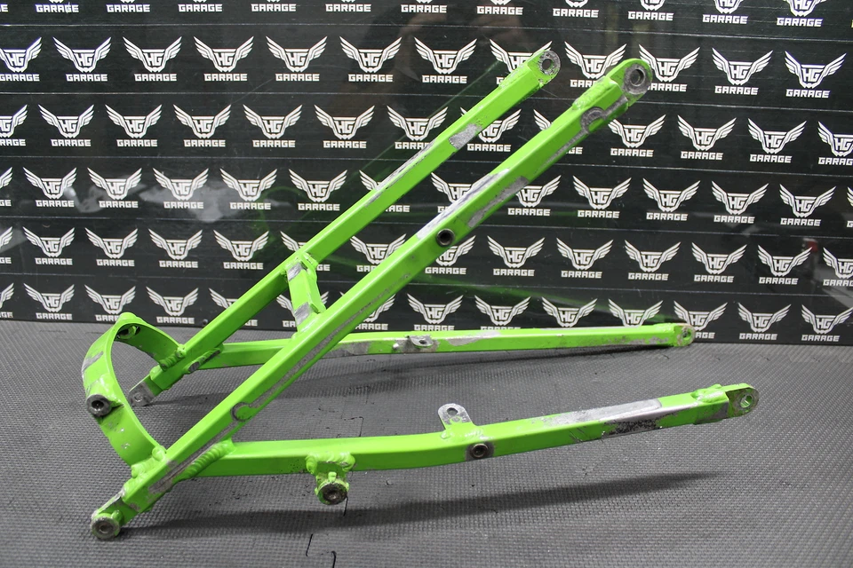 2002 川崎 99-02 KX125 KX250 原始设备制造商后背低音框架 SUBFRAME RAIL STRAIGHT — 第 2/4 张图片