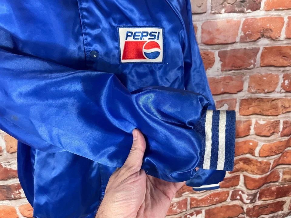 vintage Pepsi satin bomber jacket - fits L - 80s 90s soda cola promo - Image 4 of 4