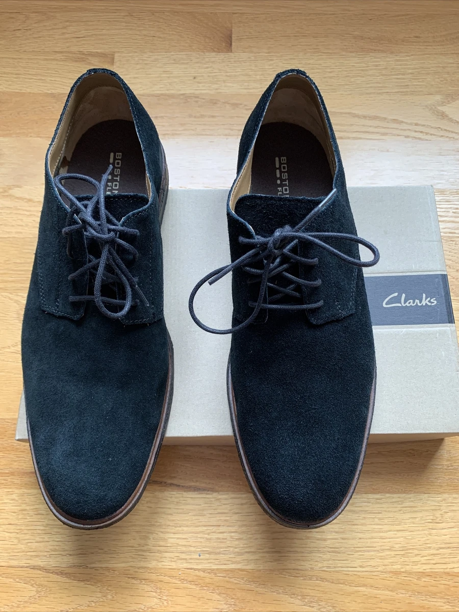 Clarkdale moon olive suede deals