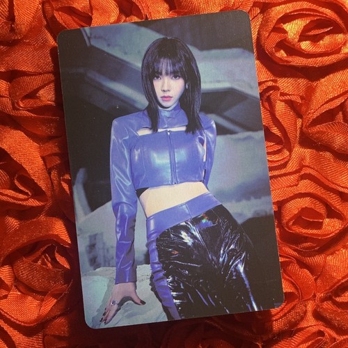 Karina AESPA MYSTERY Circle K-Pop Idol Photo Card Blue Pop Girly