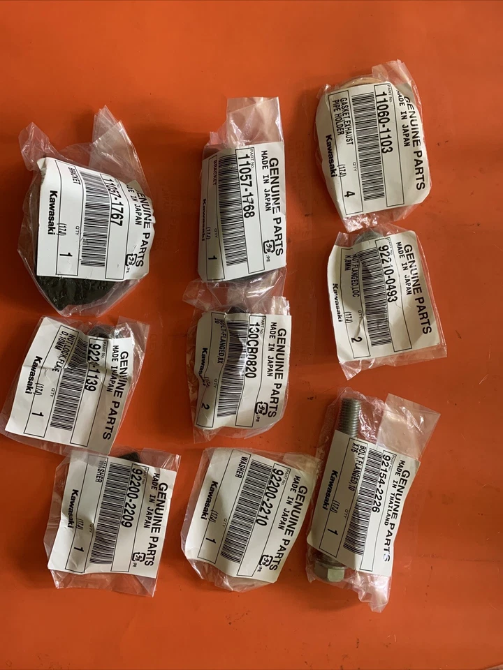 Kawasaki OEM New bracket kit 99999-0648 - Imagem 2 de 3