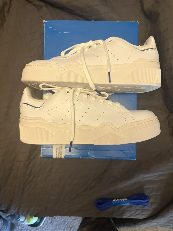 Sapato Adidas Stan Smith Bonega 2B Feminino Tamanho 9, Cor: Branco Nuvem/Lúcido - Imagem 4 de 4