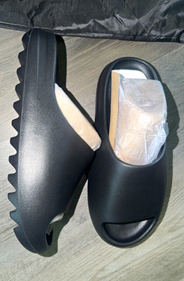 Men's Black Slide Sandals YS-01 Slip-On Open Toe Ridged Sole Size 11