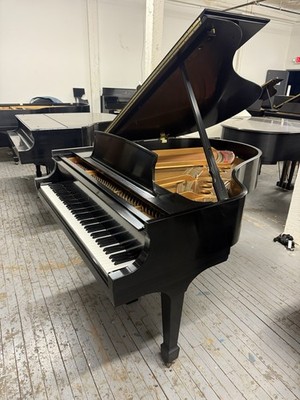 Steinway&Sons Model M 1997  Mint Condition