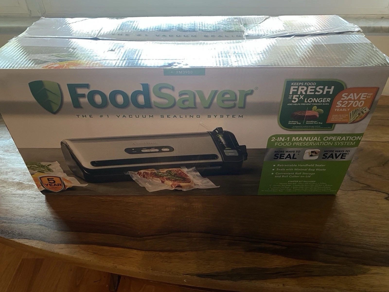 FoodSaver FM3945 2-in-1 Vacuum Sealer Food Storage System With Bags NEW