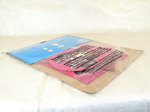 Disney MINNIE MOUSE Birthday Party Table Decorating Kit 23pcs- NEW SEALED - Picture 6 of 10