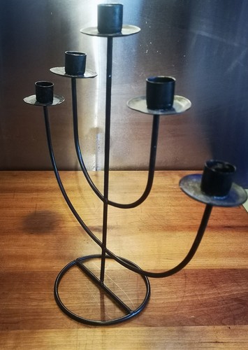 Schwarzes Metall großer robuster 5 Kerzenhalter 14"" hoch, 13"" breit - Bild 3 von 7