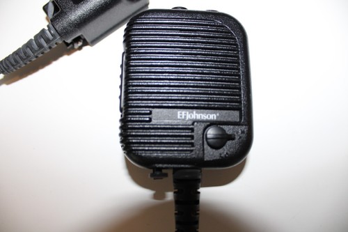 EF Johnson branded Otto Communications speaker mic for HT1000/MTS2000 & similar - Zdjęcie 2 z 5