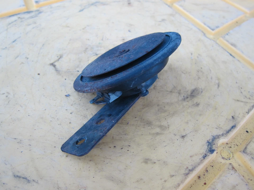 1982 Honda Nighthawk 450 CB450SC OEM СИГНАЛ РУПОРА - Изображение 3 из 4