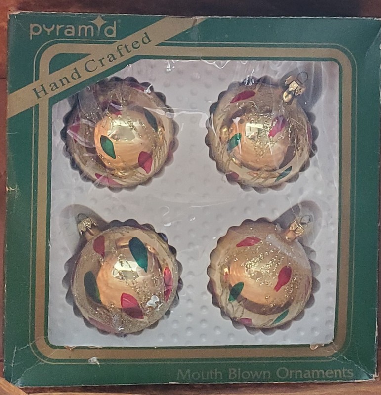 Vtg 1980's/90's Set of 3 RAUCH/Pyramid GOLD w/ Red Green CHRISTMAS Ornaments NIB