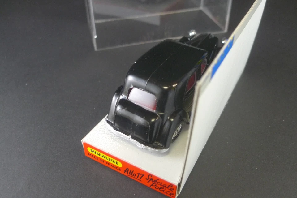 MINIALUXE FRANCE. CITROEN TRACTION "SPECIALE POLICE".   + Boite. - Photo 4/4