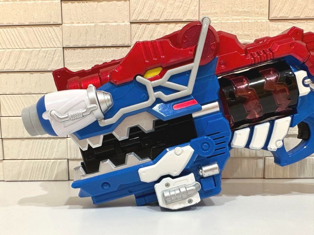 kyoryuger dx gigagaburevolver zyudenchi morpher dino charge kyoryuger dx gigagaburevolver zyudenchi morpher dino charge