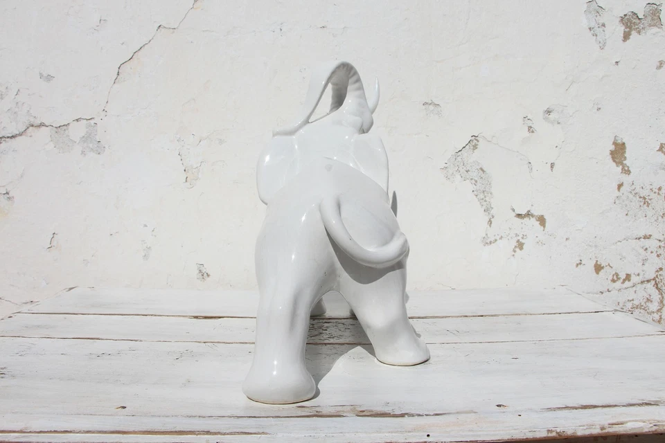 Estatuilla de elefante de mediados de siglo, loza esmaltada craquelada, portuguesa Foto 3 de 4