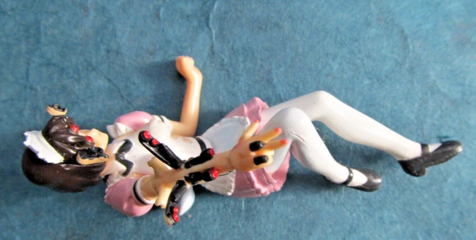 Vintage Ghost in the Shell Maid Robot prize figure - Image 3 of 4