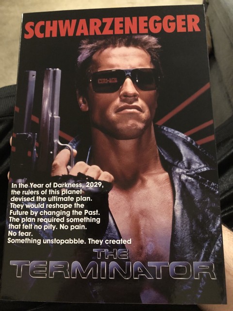 NUOVO Neca-TERMINATOR 2-7/" Ultimate TERMINATOR T-800 Action Figure