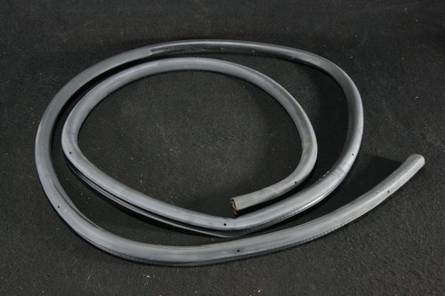 VW Caddy 2K Dichtung Tür vorne rechts Türdichtung Gummidichtung 2K0837911F