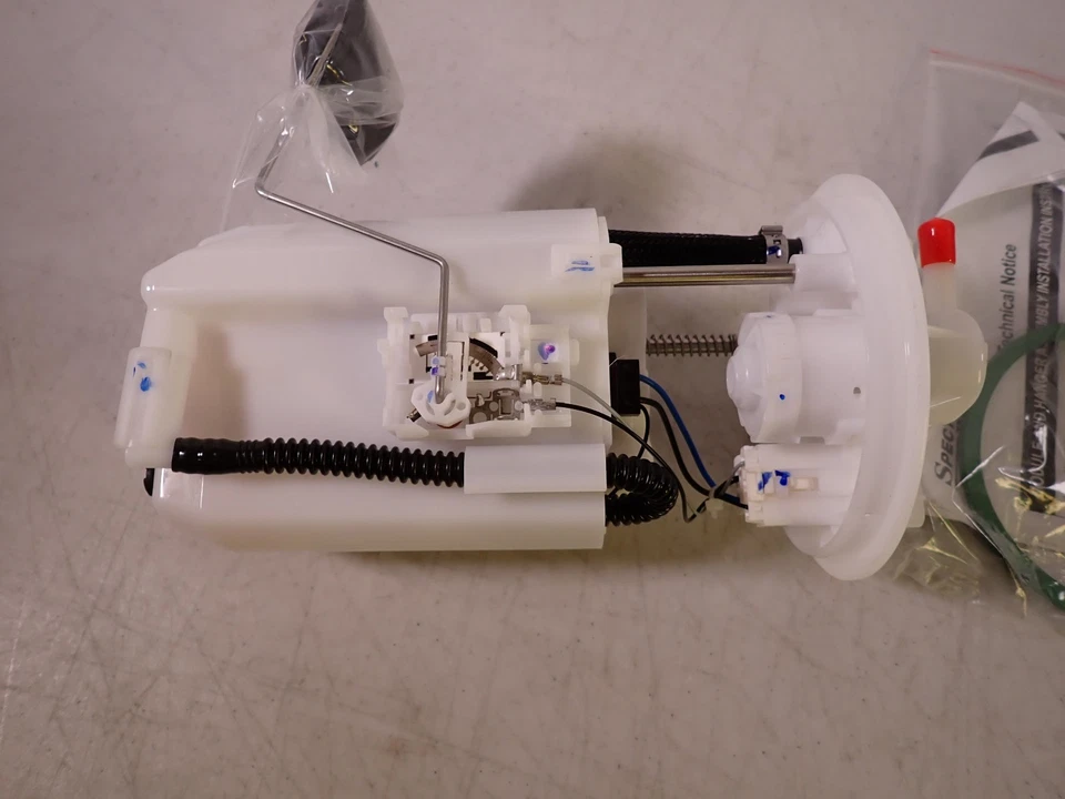 Fuel Pump Module Assembly for Kia Soul 2010 2011-2013 1.6L 2.0L 31111-3L800 Foto 3 de 4