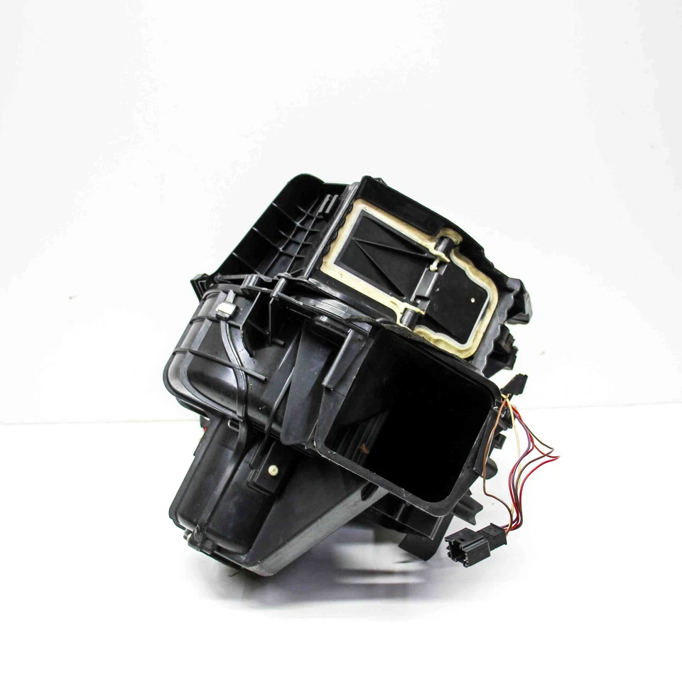 Motor ventilador calefacción BMW 6 Gran Coupé F06 9248171 4.4 gasolina 330kw 2013 30337344 - Imagen 3 de 4