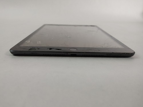Apple iPad 8th Gen A2428 32 GB iOS 18.4.1 ( Wi-Fi + 4G ) Unlocked For Parts - Afbeelding 2 van 6