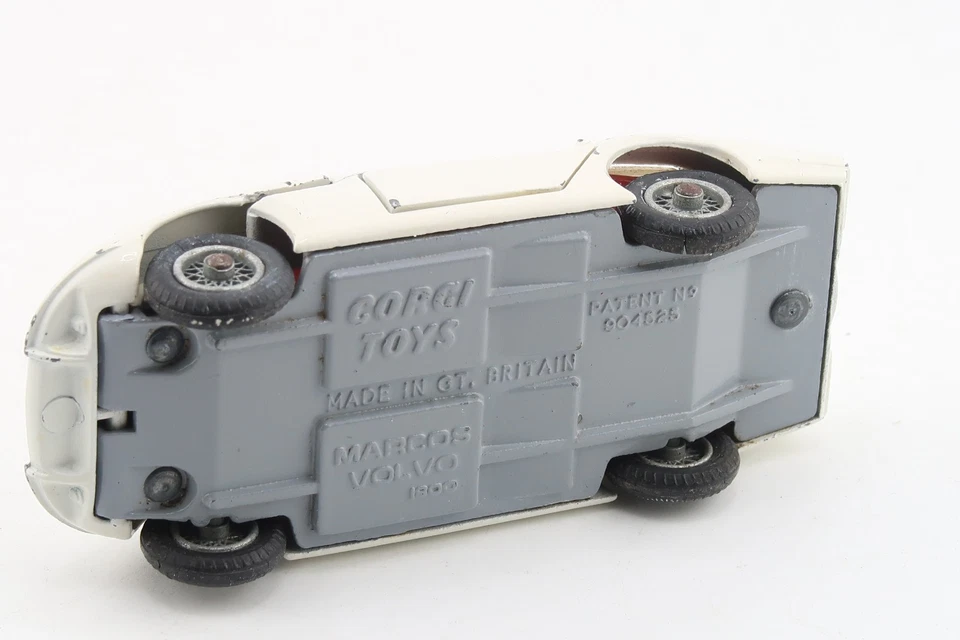CORGI TOYS 324 * MARCOS VOLVO 1800 * WHITE *  1966 - Bild 4 von 4