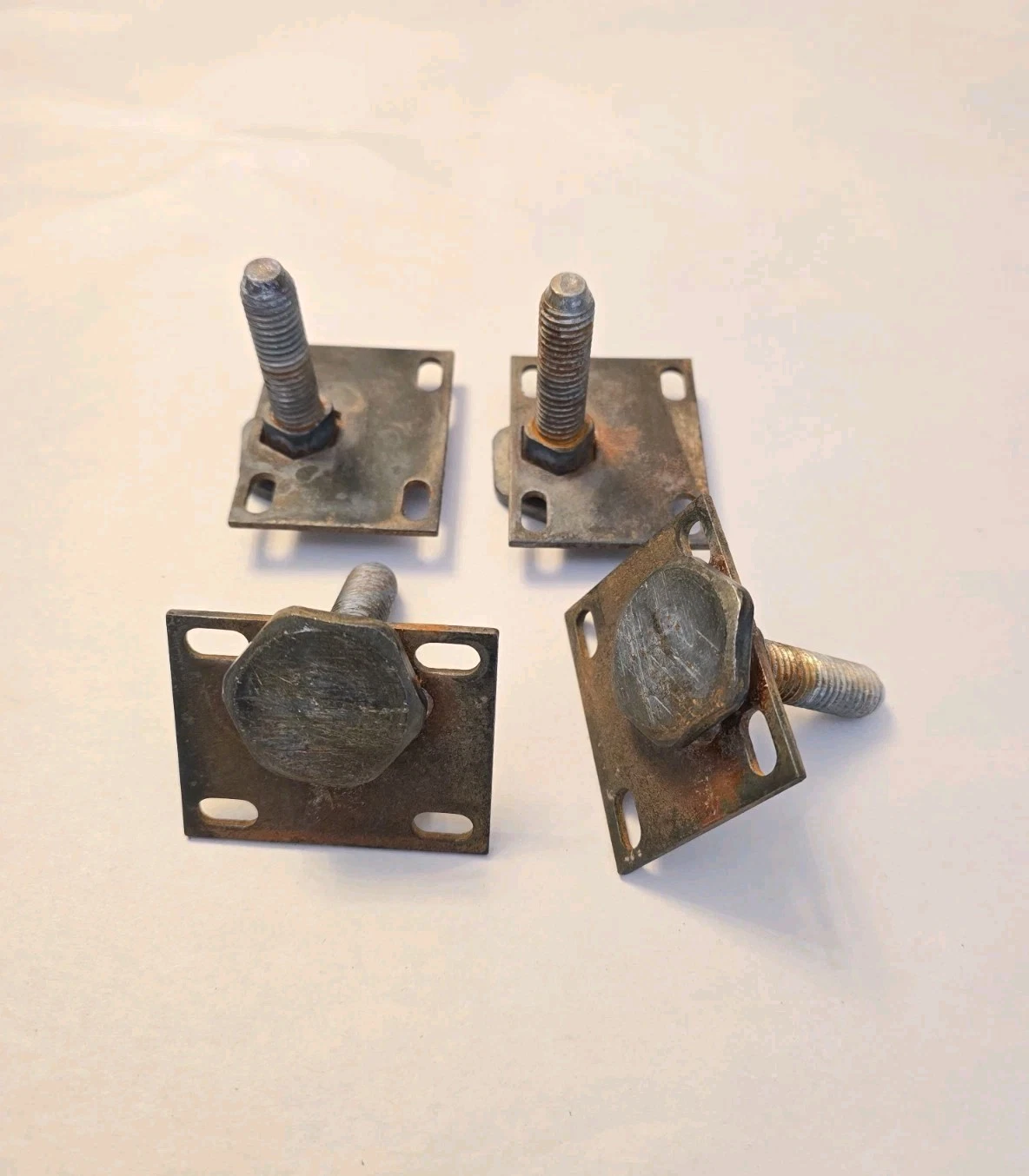 Genuine Jenn-Air Pro-Range Oven, Leveling Leg Set of 4 73001083 Pre-Owned!
Opens in a new window o