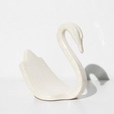 Vintage 1985 Ceramic Swan Bathroom Towel Holder Art Deco Pottery Decor