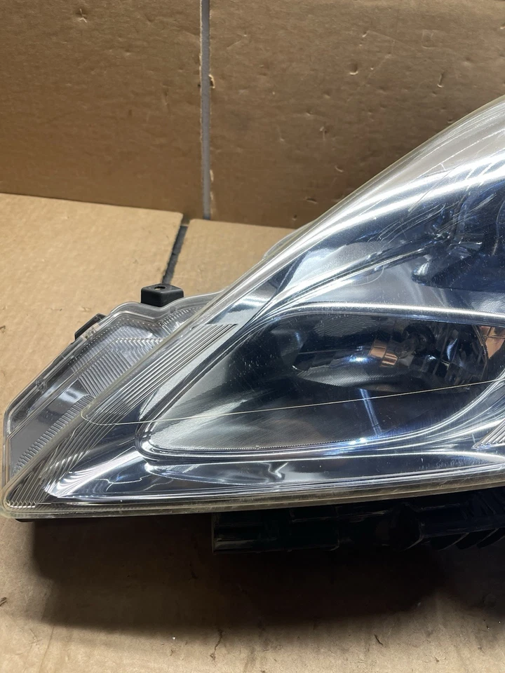 OEM 2011 2012 Nissan Leaf LH Left Driver Side Xenon HID Headlight #A134 - Image 2 of 4