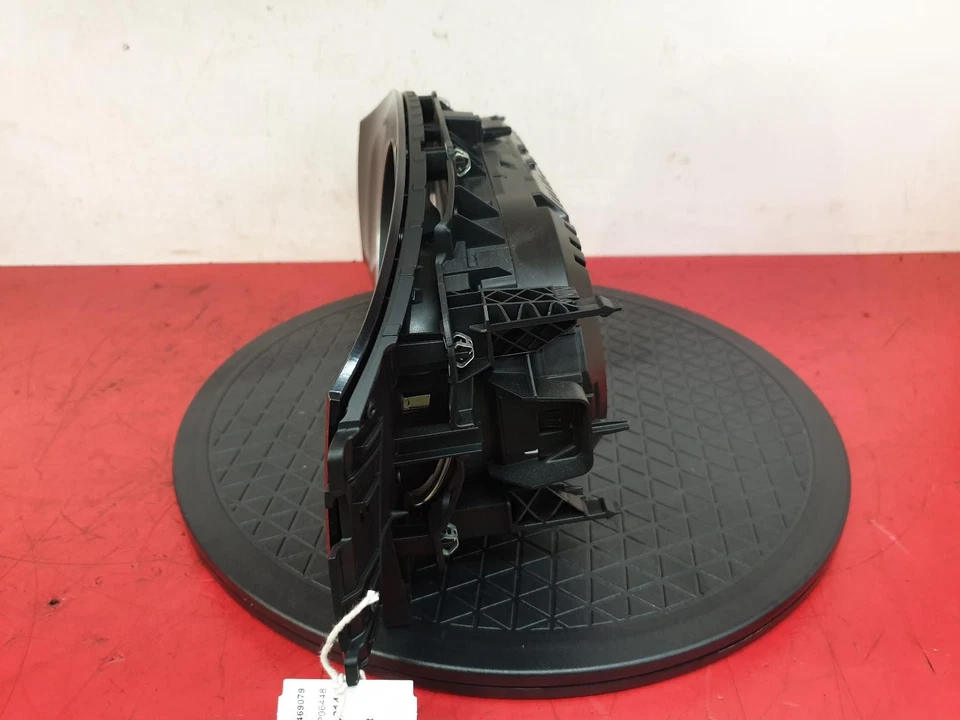 VOLKSWAGEN GOLF MK7 SPEEDO CUADRO DE INSTRUMENTOS VELOCÍMETRO 2014 1,6 L DIÉSEL Foto 2 de 4