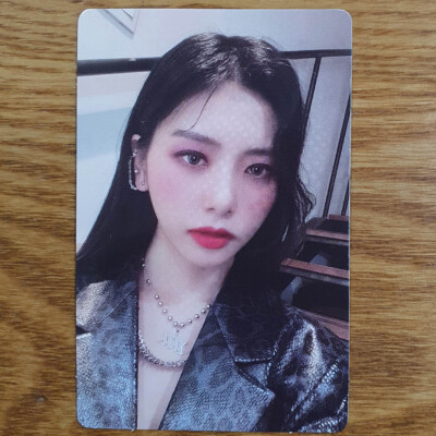 Dreamcatcher 'Dystopia : Road to Utopia' Behind Photos