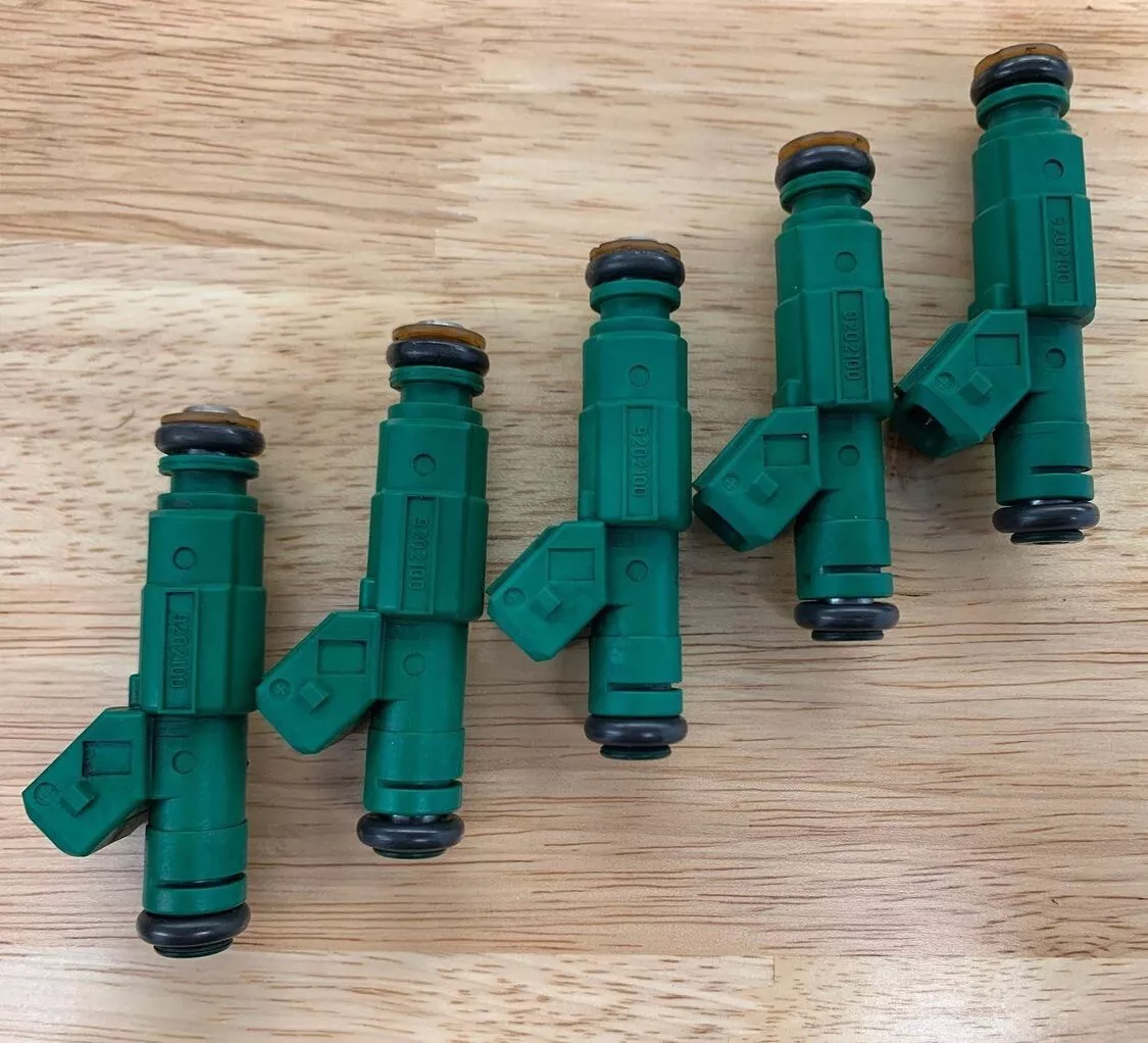 99 09 Volvo S60R V70R Green Injectors 9202100 eBay