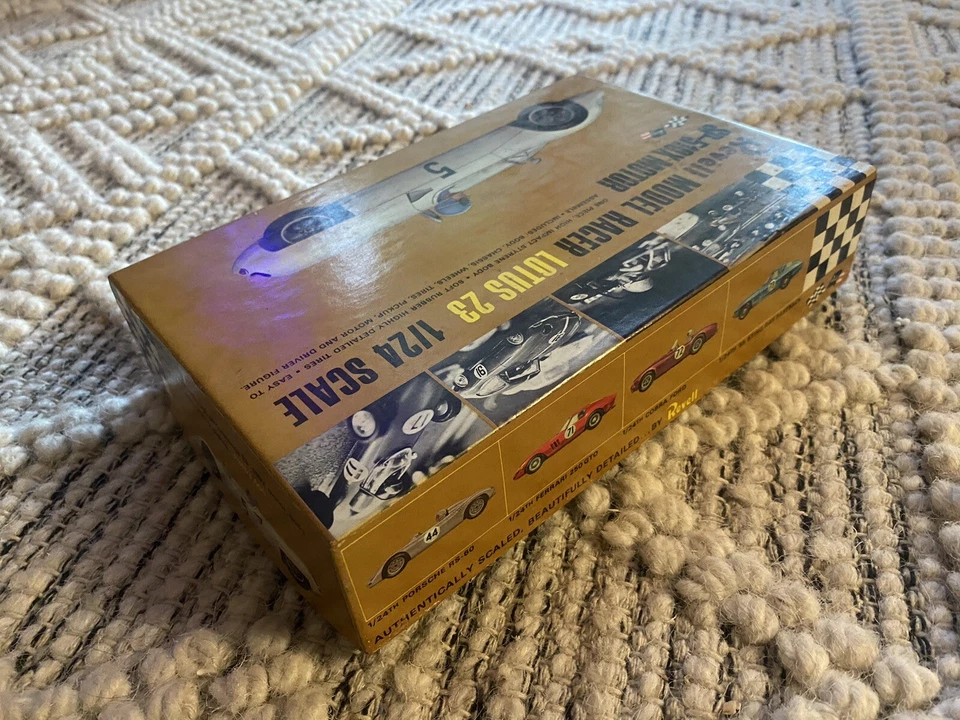 Kit de carrocería de coche ranura vintage 1964 Revell Lotus 23 (rojo) escala 1/24 Foto 3 de 3