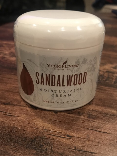 sandalwood moisture cream