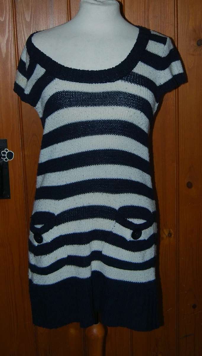 Ladies house shop clothing