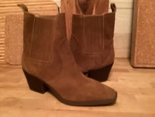Crown Vintage Western movie before you’ Cognac Suede Boots size 10