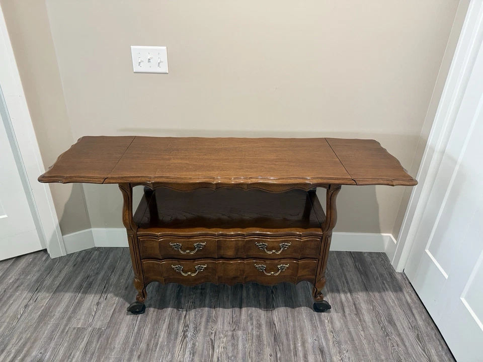 Carro de barra móvil Thomasville Furniture Tableau madera hoja caída | Servidor | Buffet Foto 2 de 4