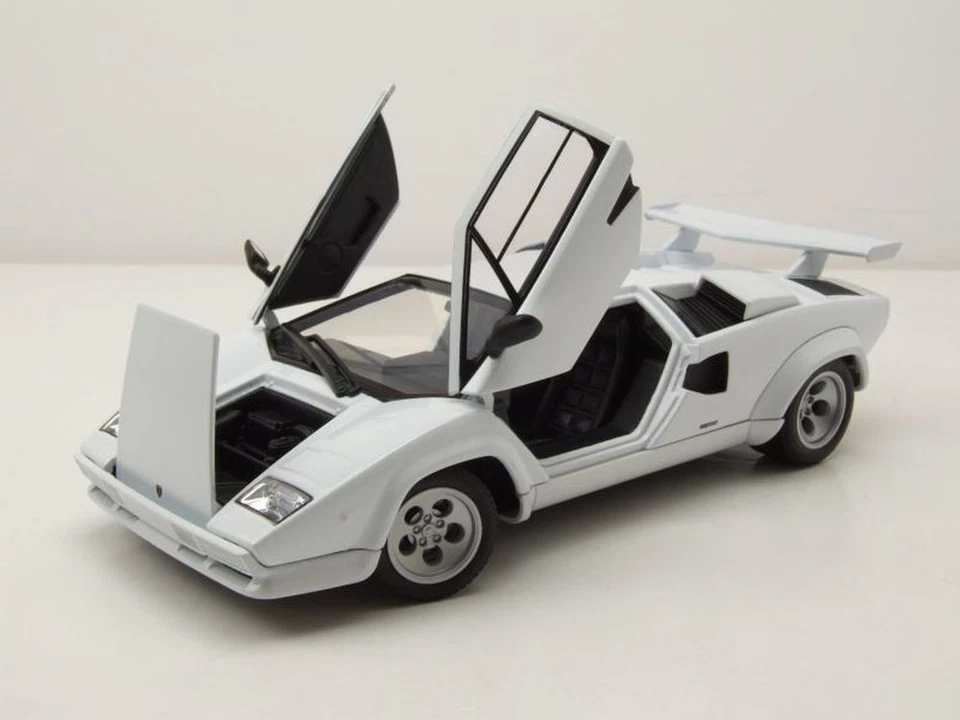 Lamborghini Countach LP 5000 S Bianco Modellino 1:24 Welly - Immagine 4 di 4