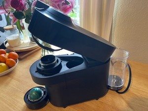 Nespresso by Magimix Vertuo Pop Pod Kaffeemaschine - Schwarz (11729)