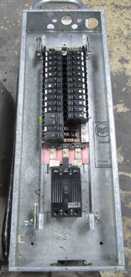 GE GENERAL ELECTRIC 150A MAIN BREAKER PANELBOARD 208-120V 3Ø 4W 30 CIR TYPE NLAB - Image 4 of 4