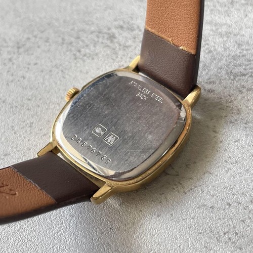Reloj Longines Cuadrado Oro Vintage Producto Operativo - Imagen 3 de 5