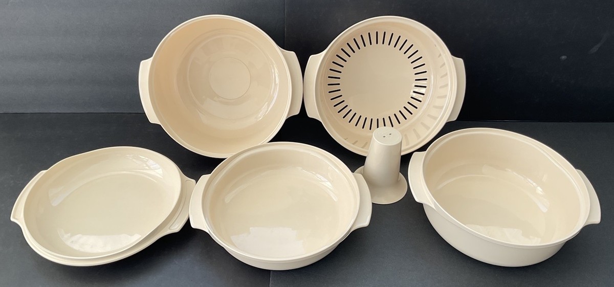 Tupperware Ultra 21 6 Pc Microwave Ovenware-3 QT, Colander & Cone