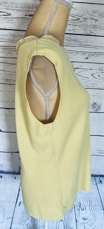 Camiseta sin mangas para mujer 1X colección Nueva York amarilla tejida cuello en V gasa volantes suave  Foto 4 de 4
