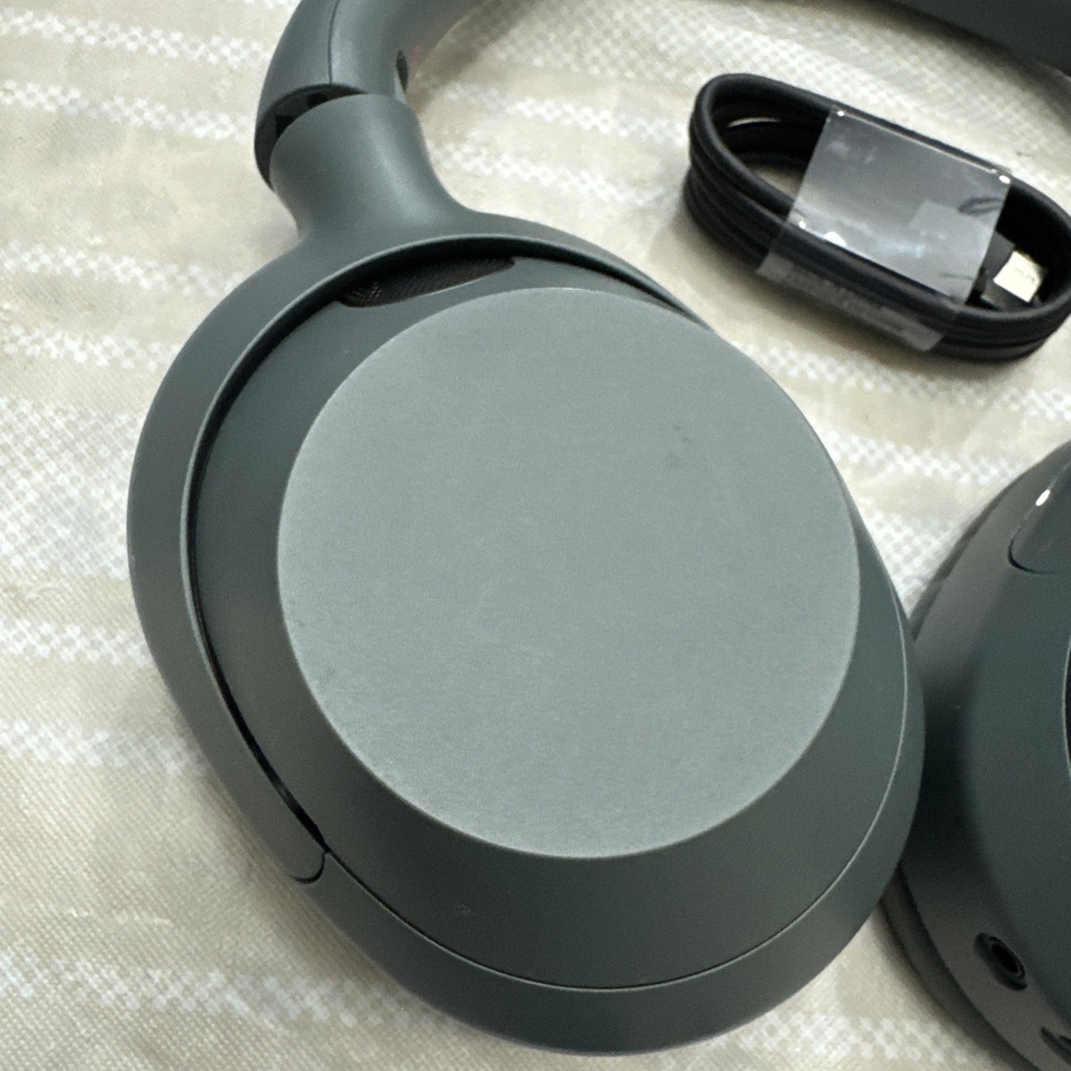 Sony ULT WEAR 900N Wireless Noise Canceling Bluetooth Headphone