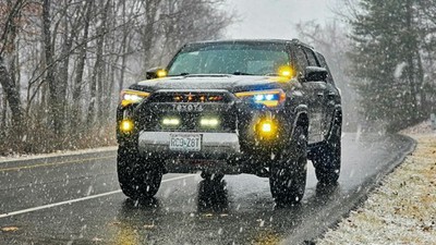 14-24 Toyota 4Runner LED Projector Headlights DRL AMBER WHITE FORM LIGHTING