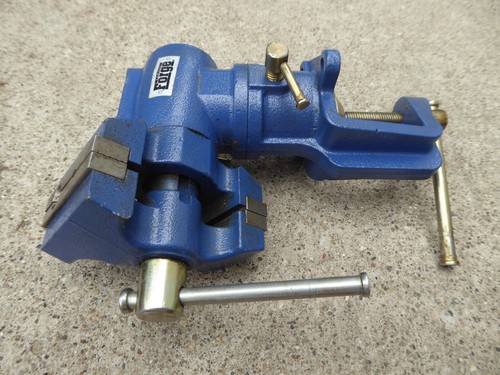 CENTRAL FORGE 2 1/2" Portable VISE 360° Table Swivel Locking Base & Swivel Jaw - Picture 5 of 5